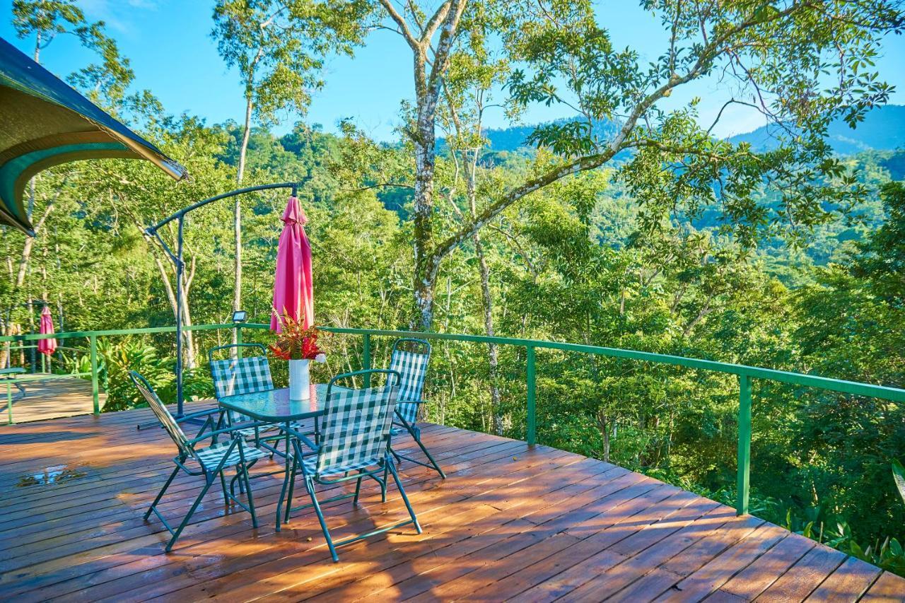 Bed and Breakfast Manoas Увіта Екстер'єр фото