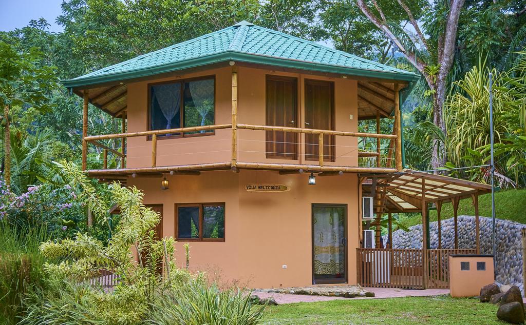 Bed and Breakfast Manoas Увіта Екстер'єр фото